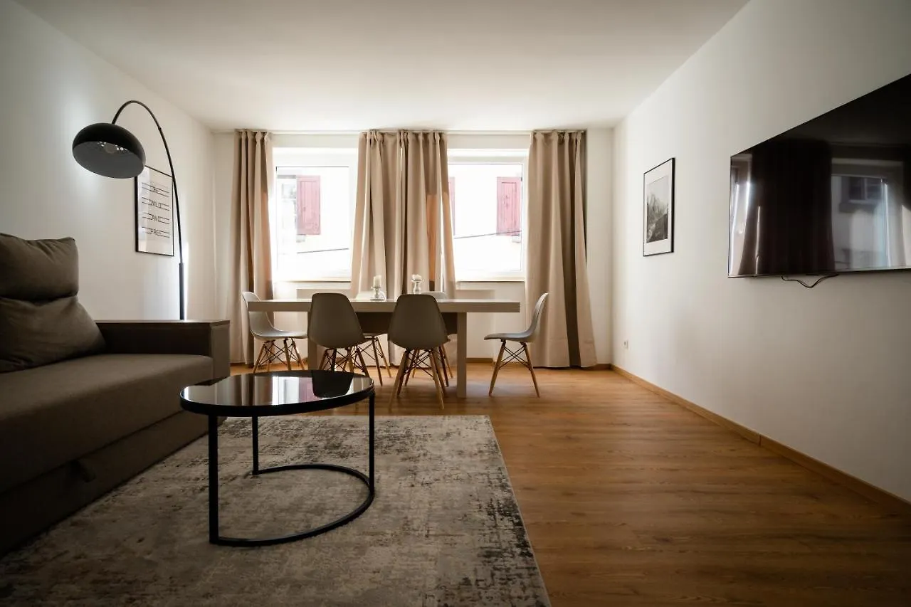 Old Town Apartment 2 Rooms/Baths Dusseldorf Germany